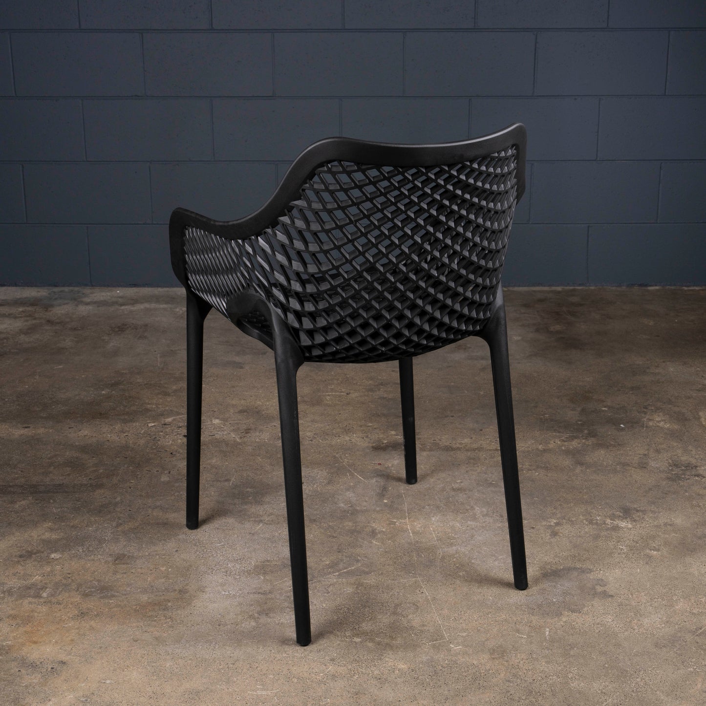 Monza Chair w/arms