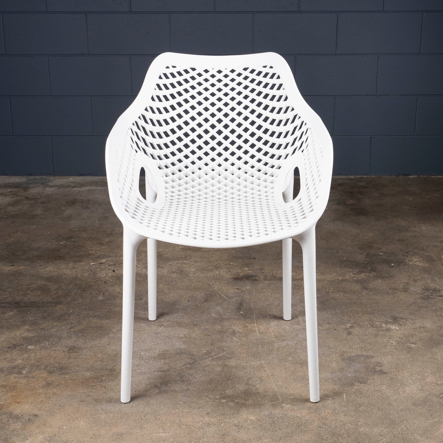 Monza Chair w/arms