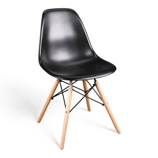 Replica Eames Chair