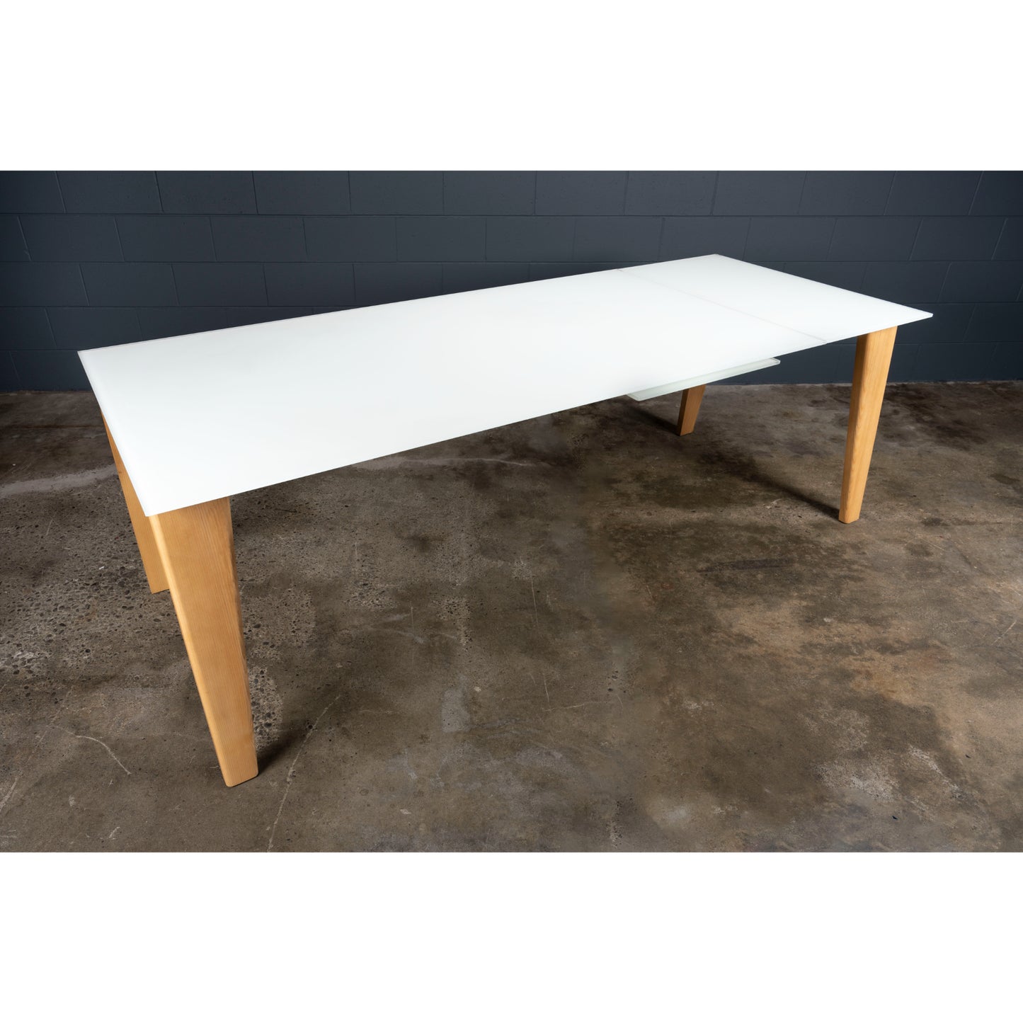 Berlin Extension Table 1.8-2.8m