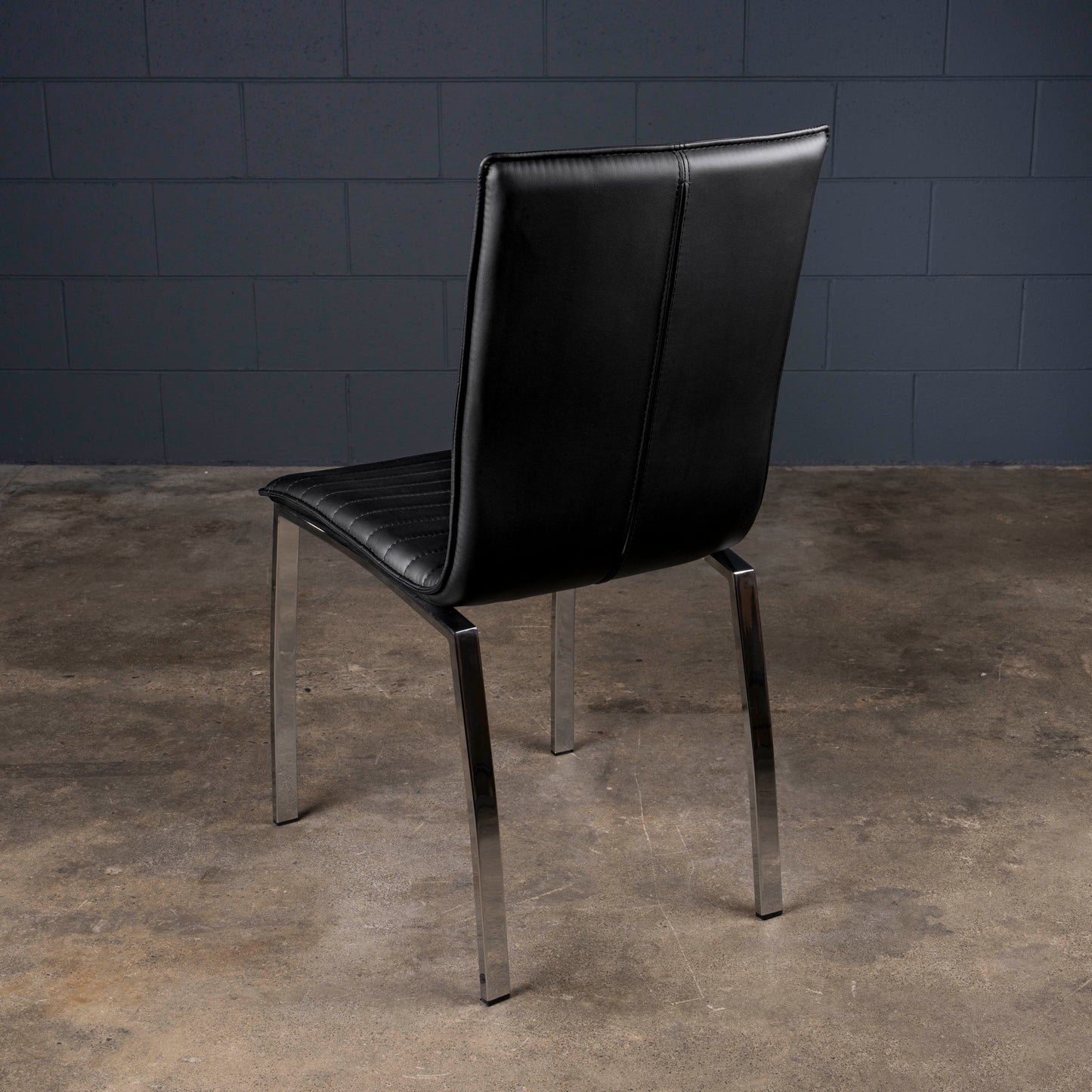 Rib Dining Chair