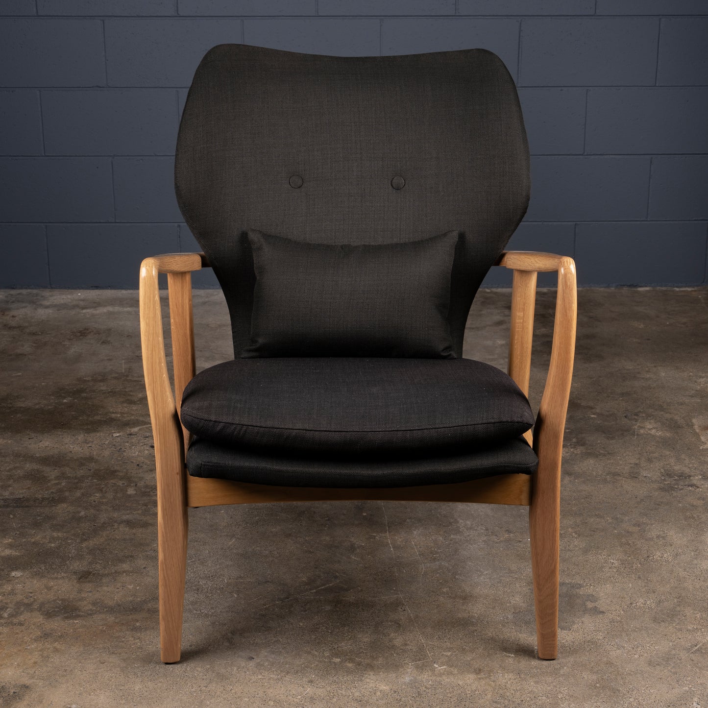 Fable Lounge Chair