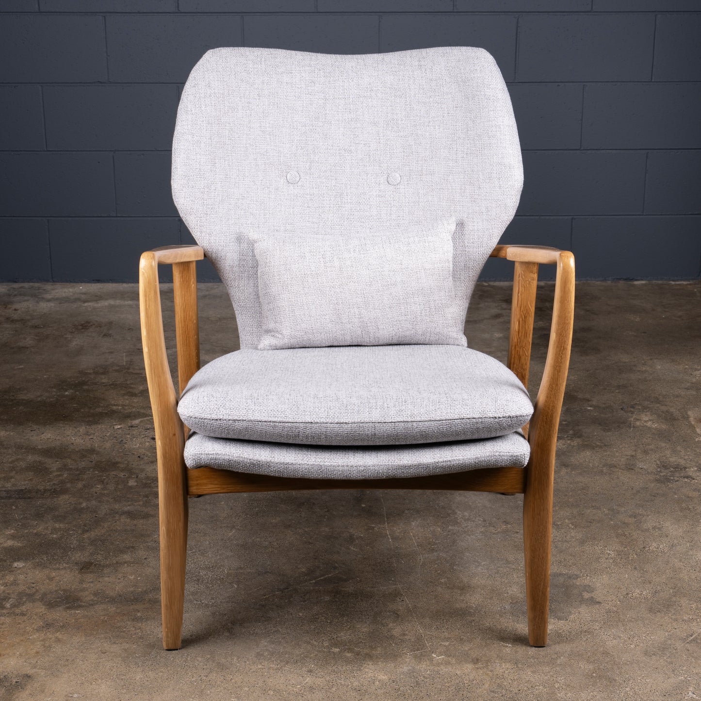Fable Lounge Chair