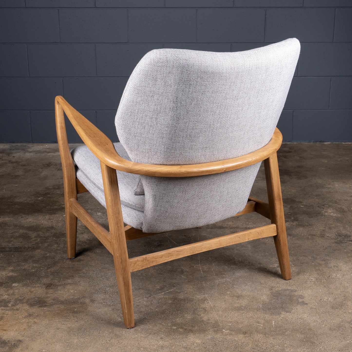 Fable Lounge Chair