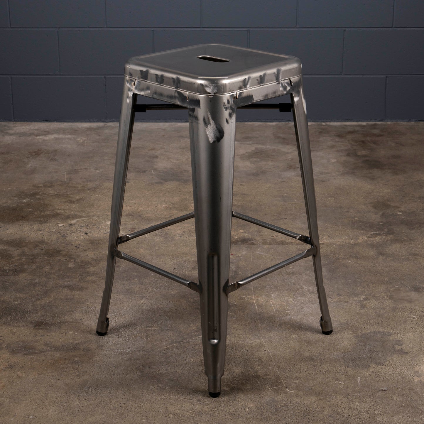 Astro 66 Stool