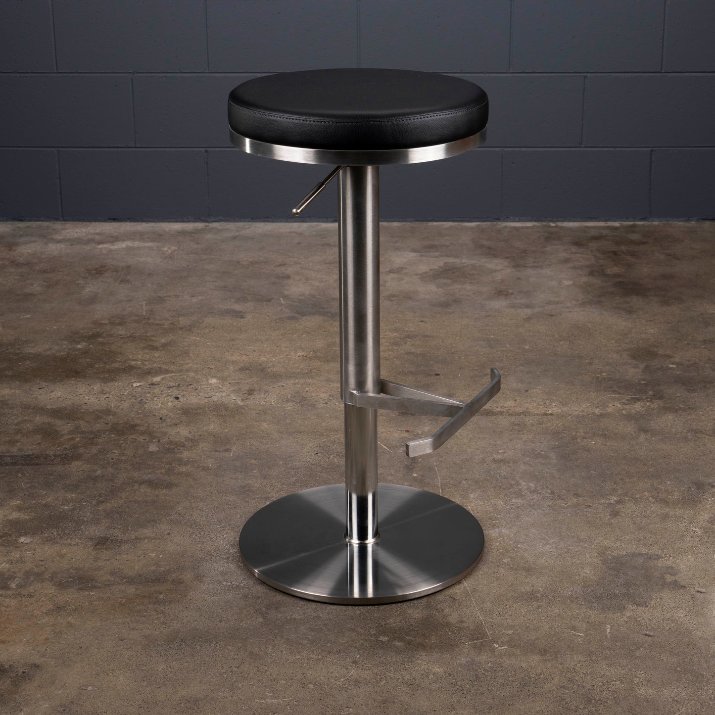 Tom Barstool Stainless