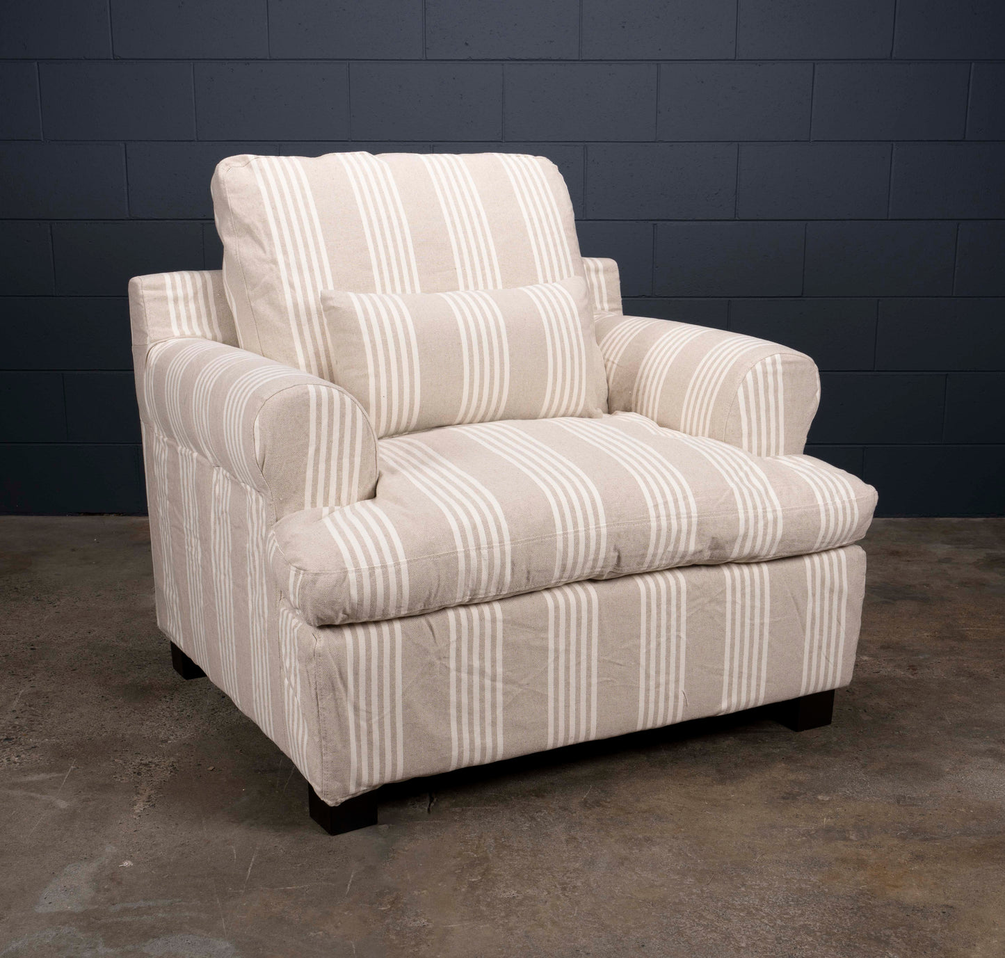 Oxford Slipcover Chair
