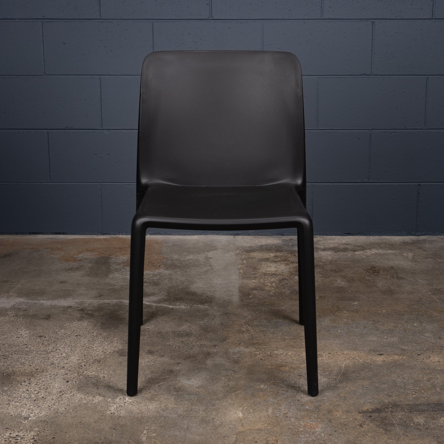 Evora Chair