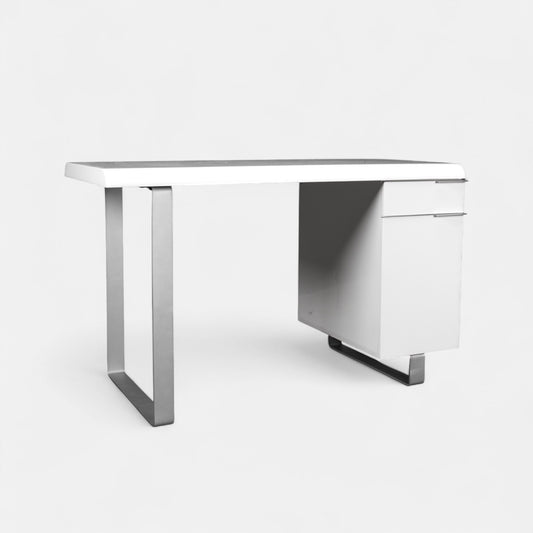 Linear Desk
