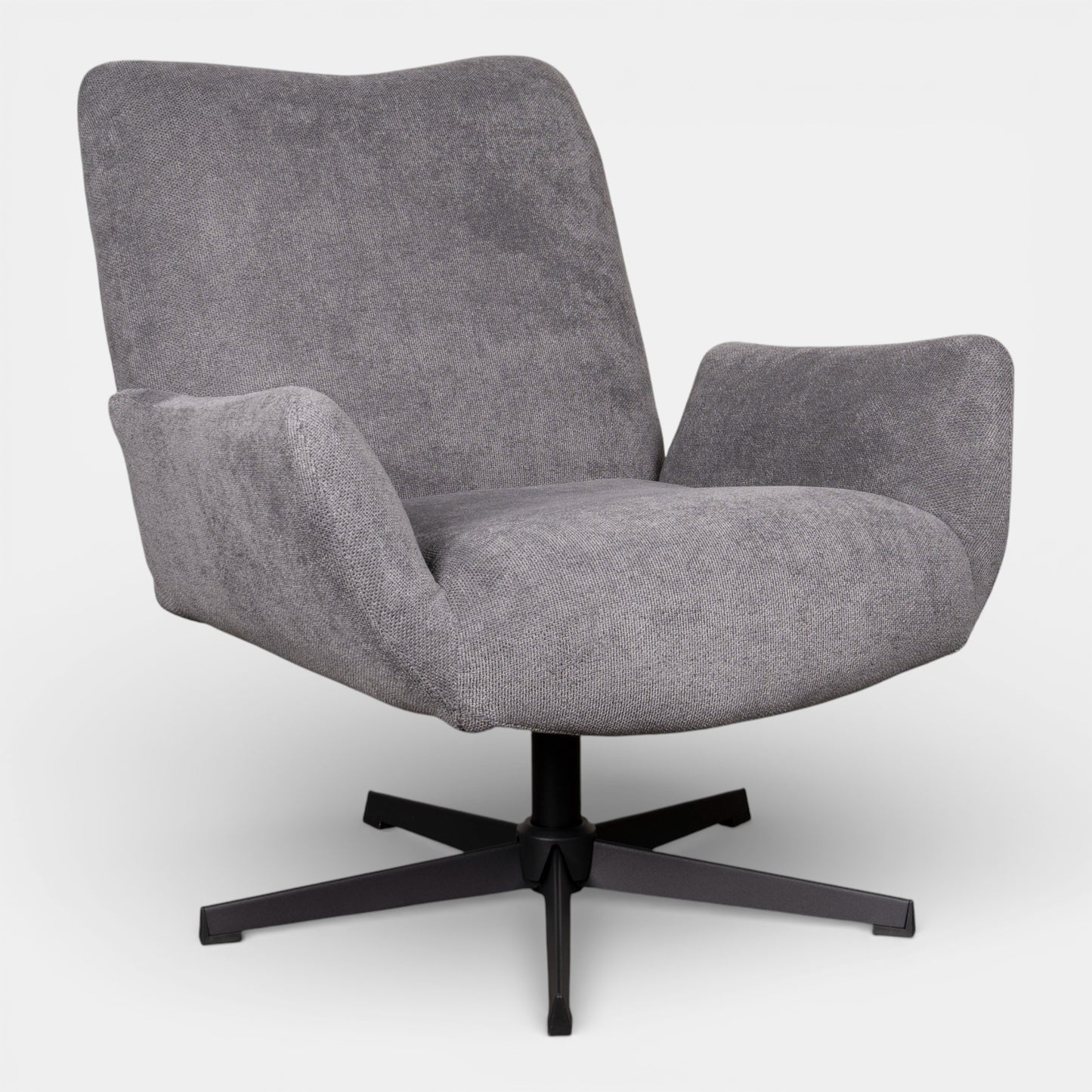 Visby Swivel Lounge Chair
