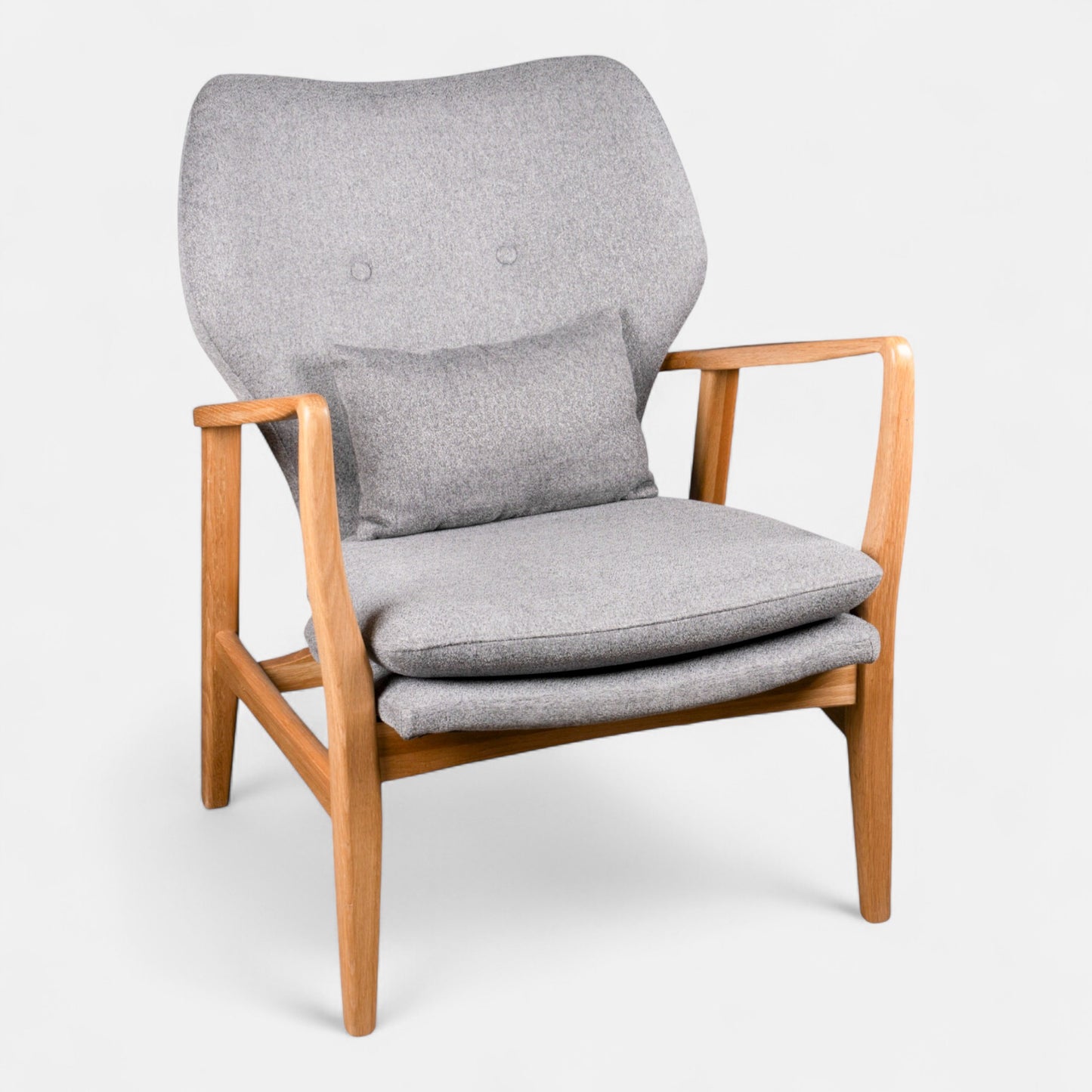 Fable Lounge Chair