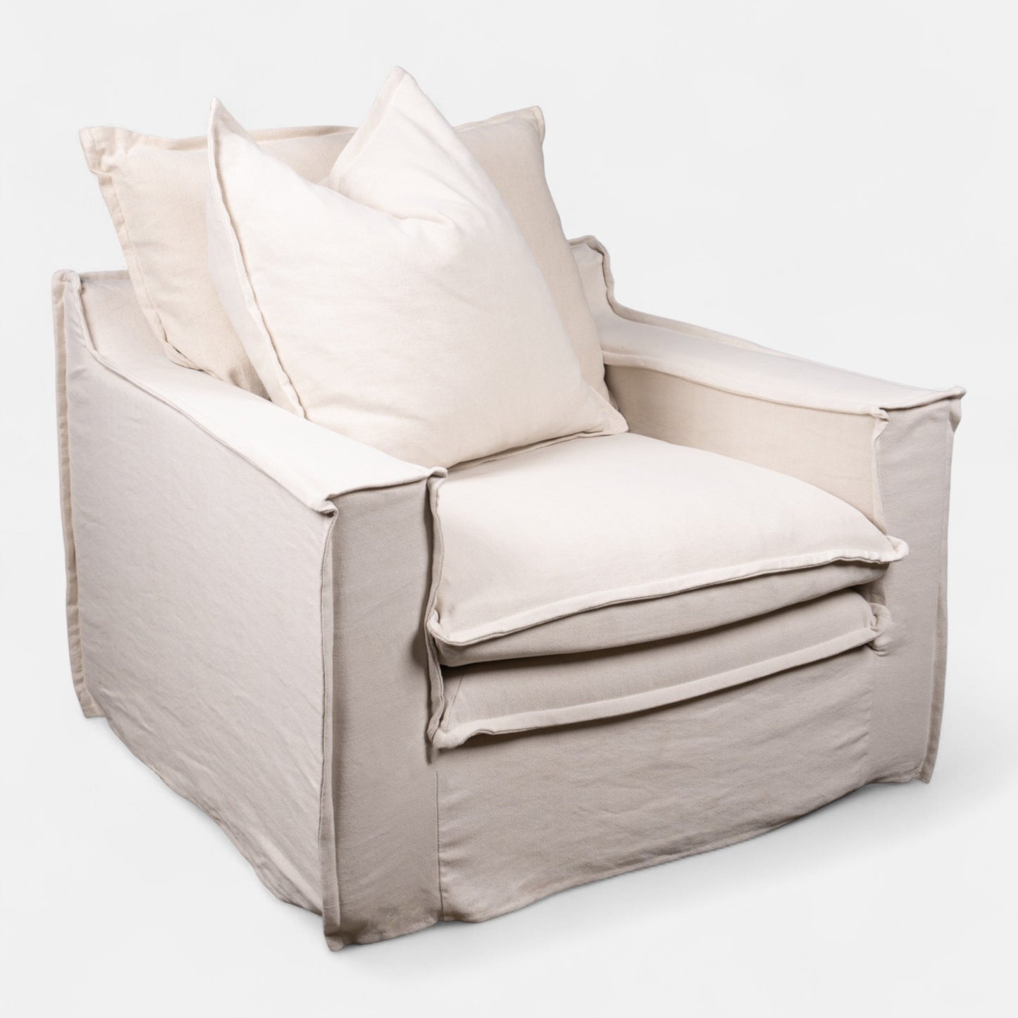 Malta  Slipcover Lounge Chair